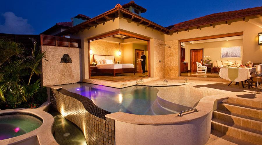 Millionaire Villa Suite Private Pool at night