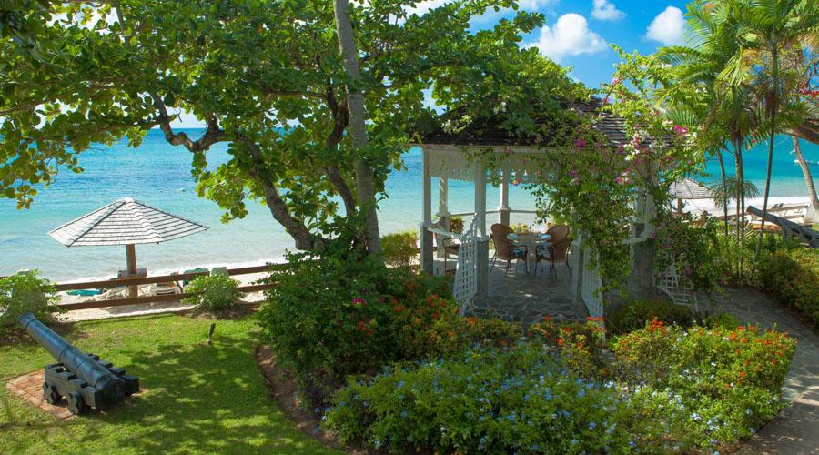 Ocean-front gazebos