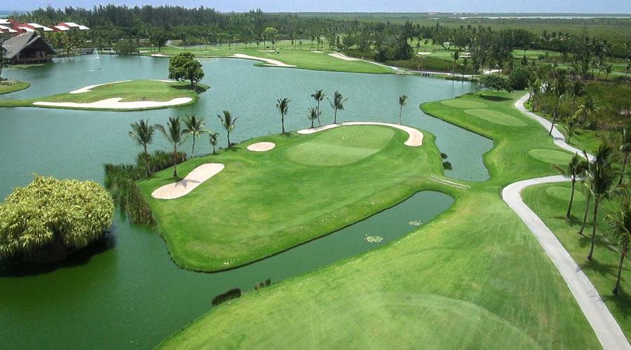 golf course aerial view