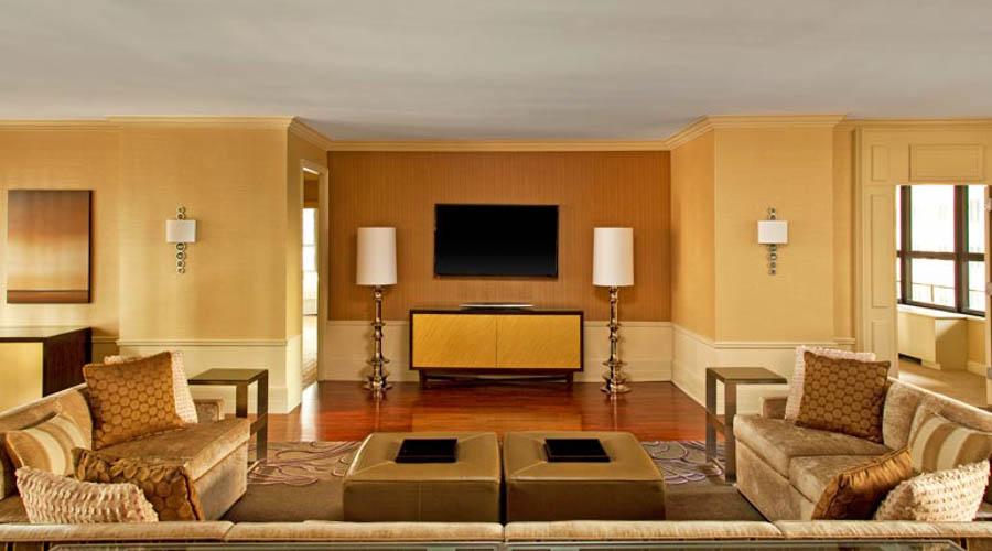 presidential sitiing room suite