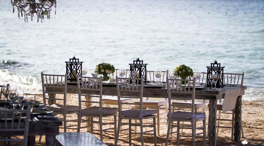 beach table