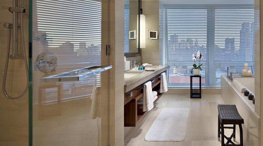 bathroom langham suite