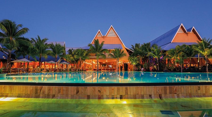 Victoria Beachcomber Resort & Spa